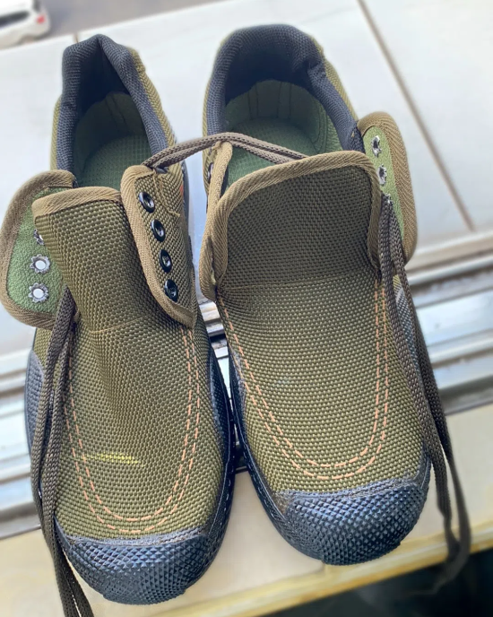 Comfortable breathable non-slip wear-resistant construction site shoes